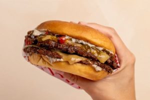 Skinny Louie Is Bringing Its Smash Burgers to Lauderdale-by-the-Sea