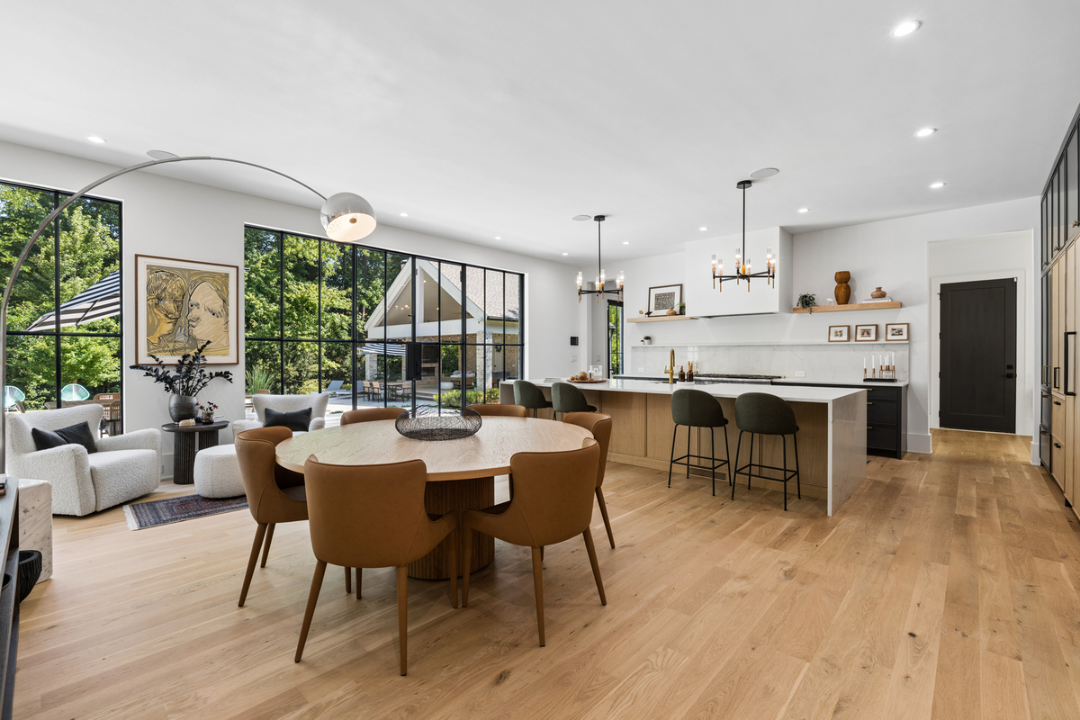 765 Heards Ferry Rd NW, Atlanta, GA 30328