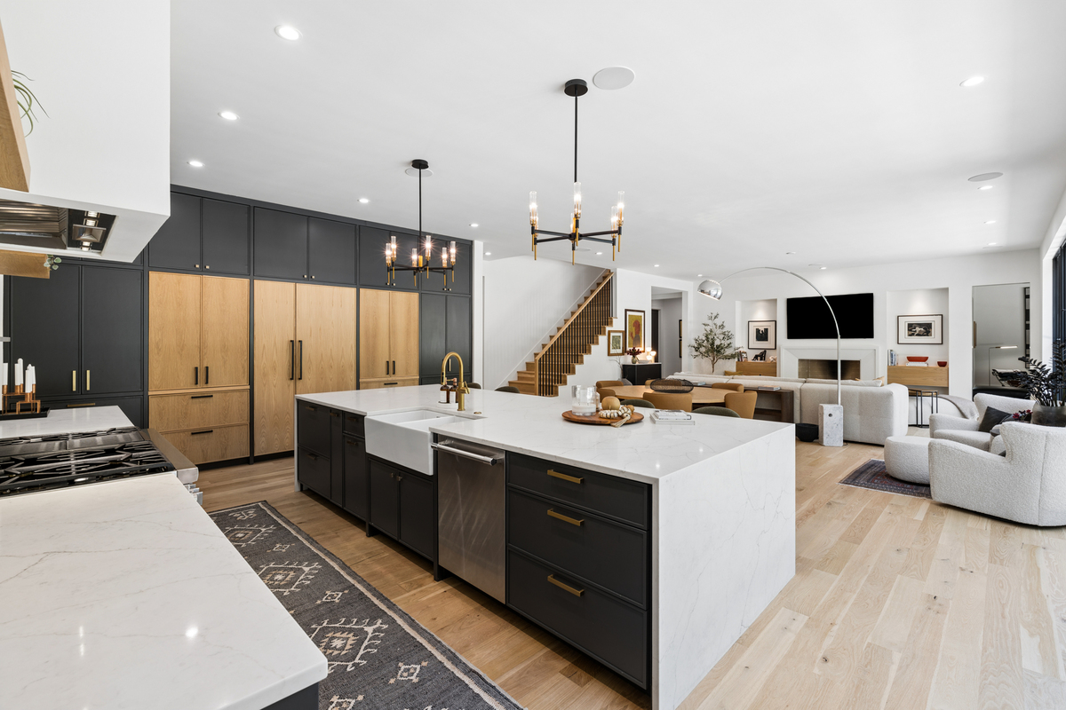 765 Heards Ferry Rd NW, Atlanta, GA 30328