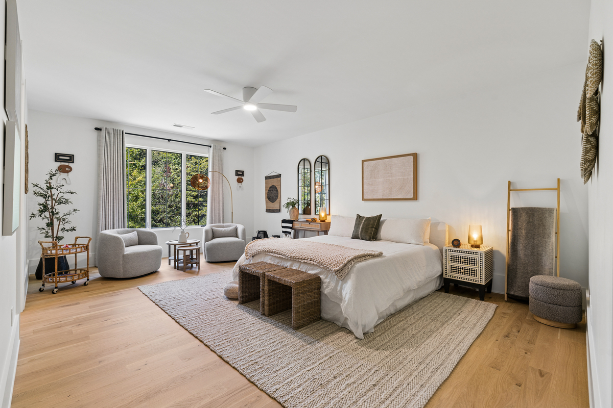 765 Heards Ferry Rd NW, Atlanta, GA 30328