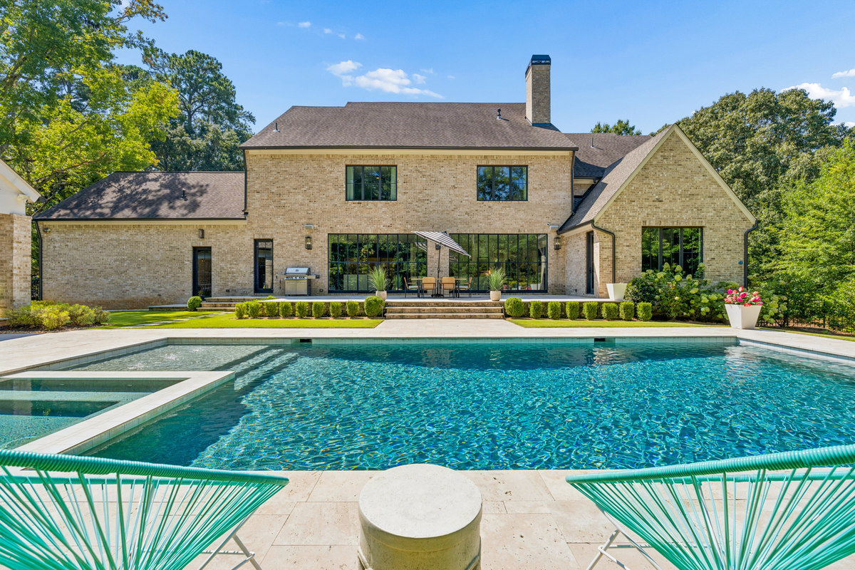765 Heards Ferry Rd NW, Atlanta, GA 30328