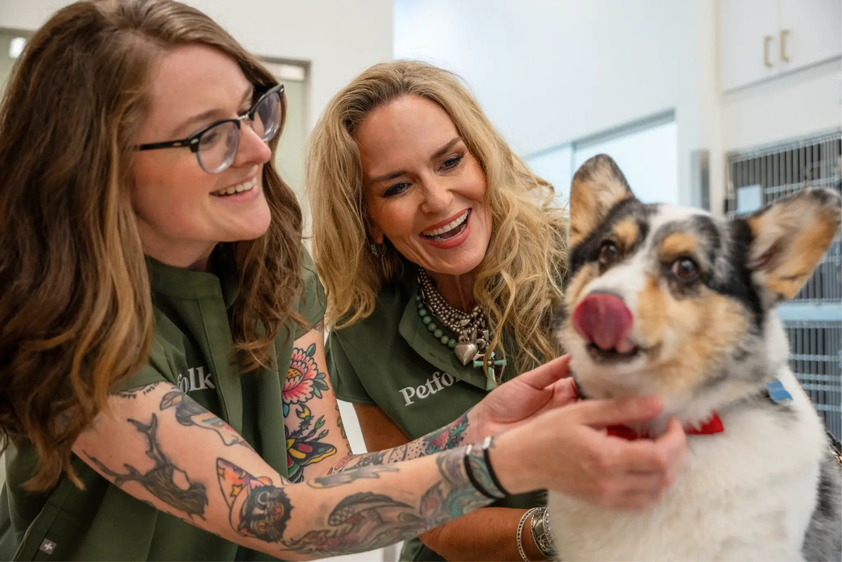 Petfolk Joins Durbin Park Shopping Center in St. Johns County