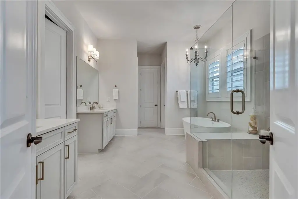 Charleston-Inspired Living in the Heart of Roswell