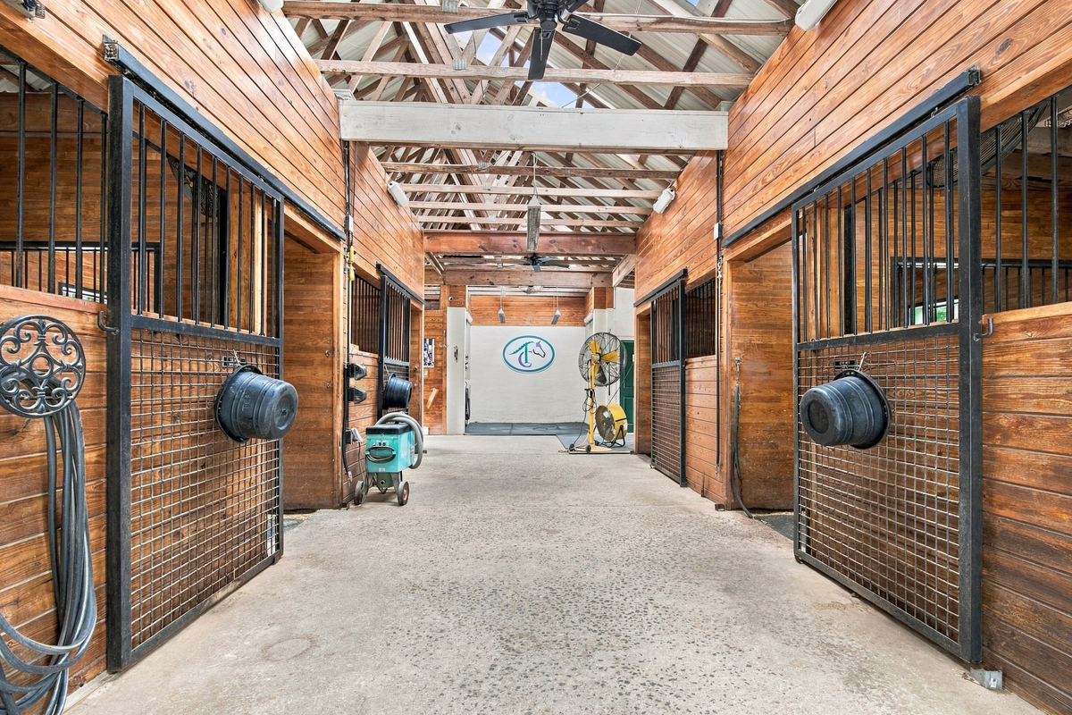 Nine Acres, Extensive Equestrian Facilities and a Private Estate in Canton