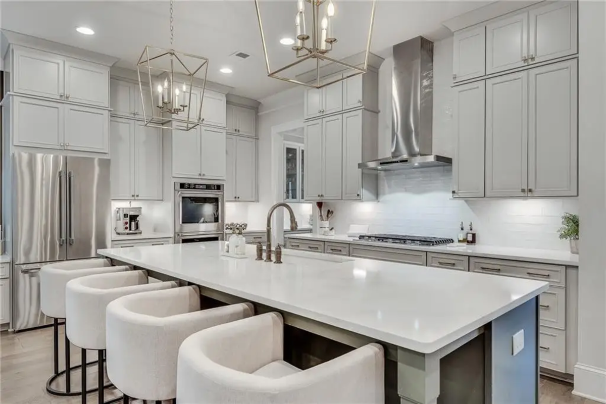 Charleston-Inspired Living in the Heart of Roswell