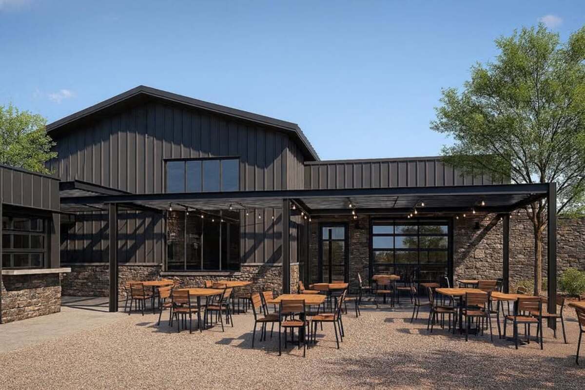 Desert Hills Brewing Co. Targets January Opening in Cave Creek