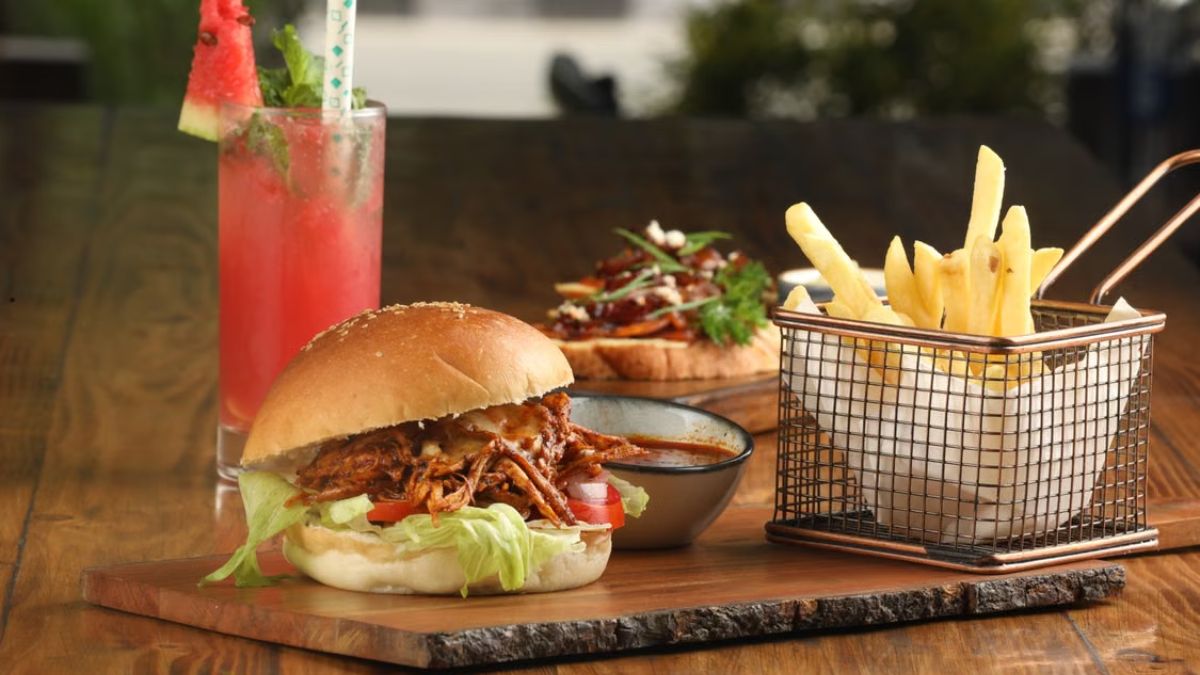 Delray Beach’s Park Tavern is closing next week