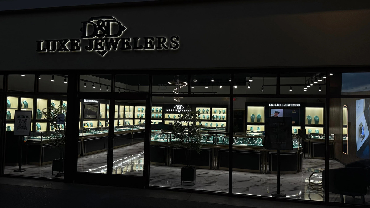 D&D Luxe Jewelers Is Coming to Clackamas Town Center