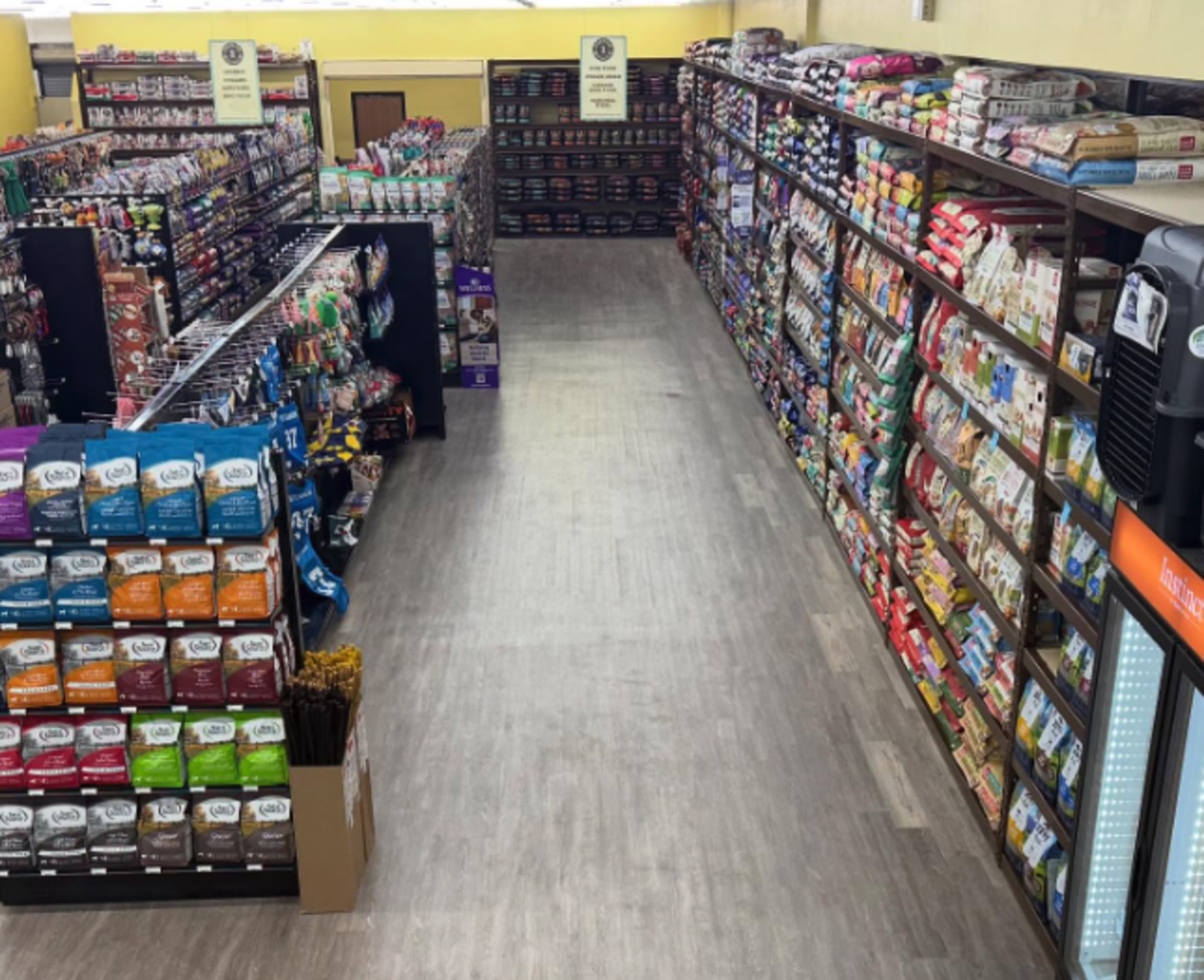 Retailer Premier Pet Supply Planning New Location in Roseville