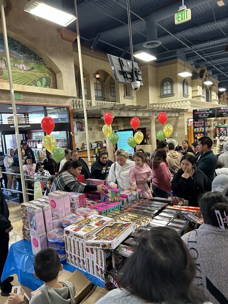 Cardenas Markets to Anchor new Hylo Park South