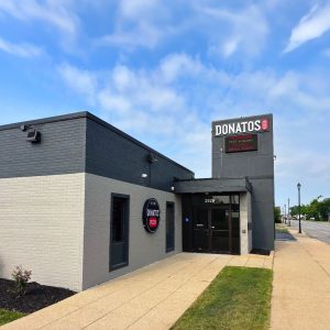 Donatos, Booming Pizza Chain, to Open its First Houston Storefront