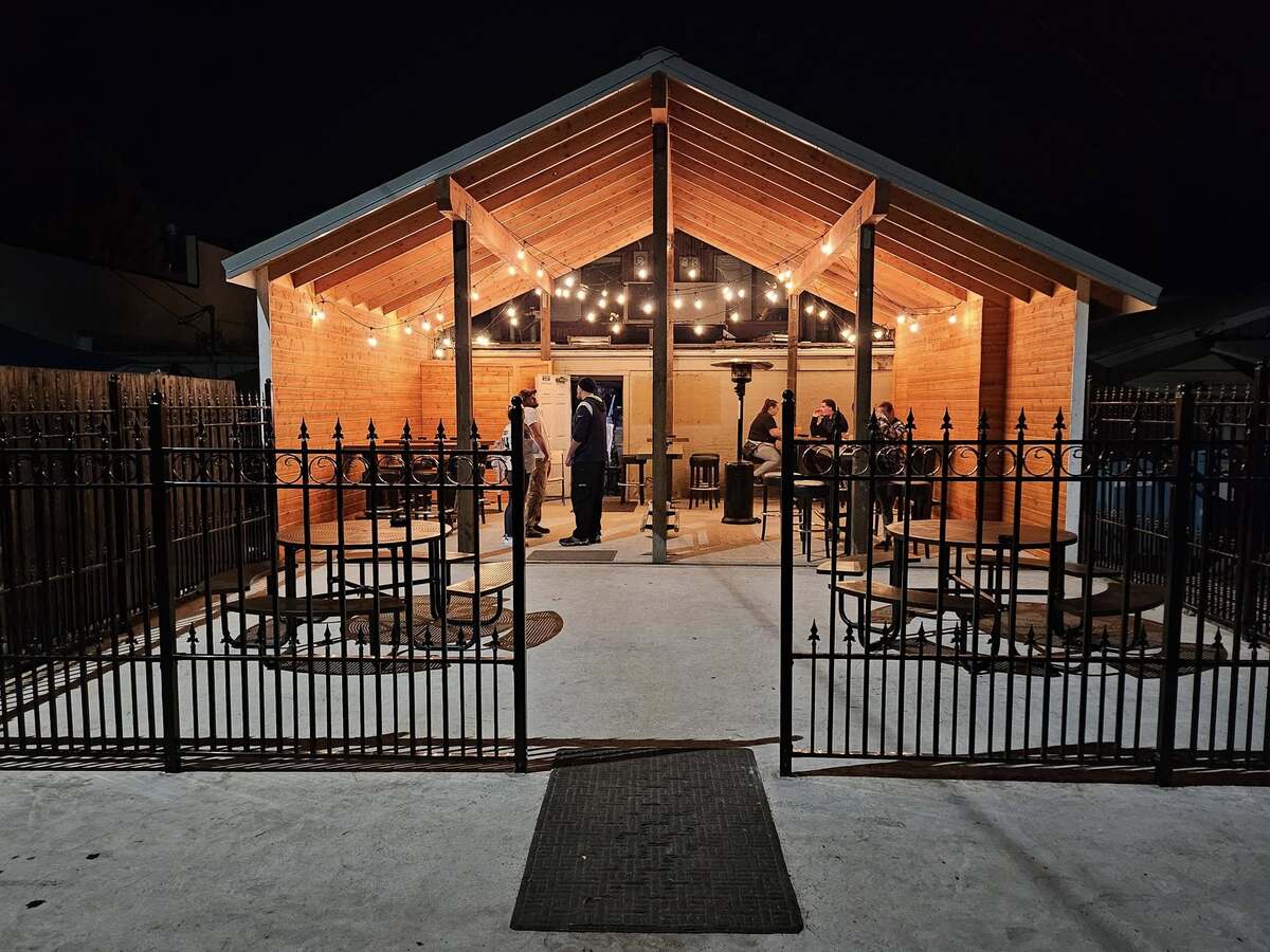 Yelm’s White Horse Tavern Becomes Boots & Brews