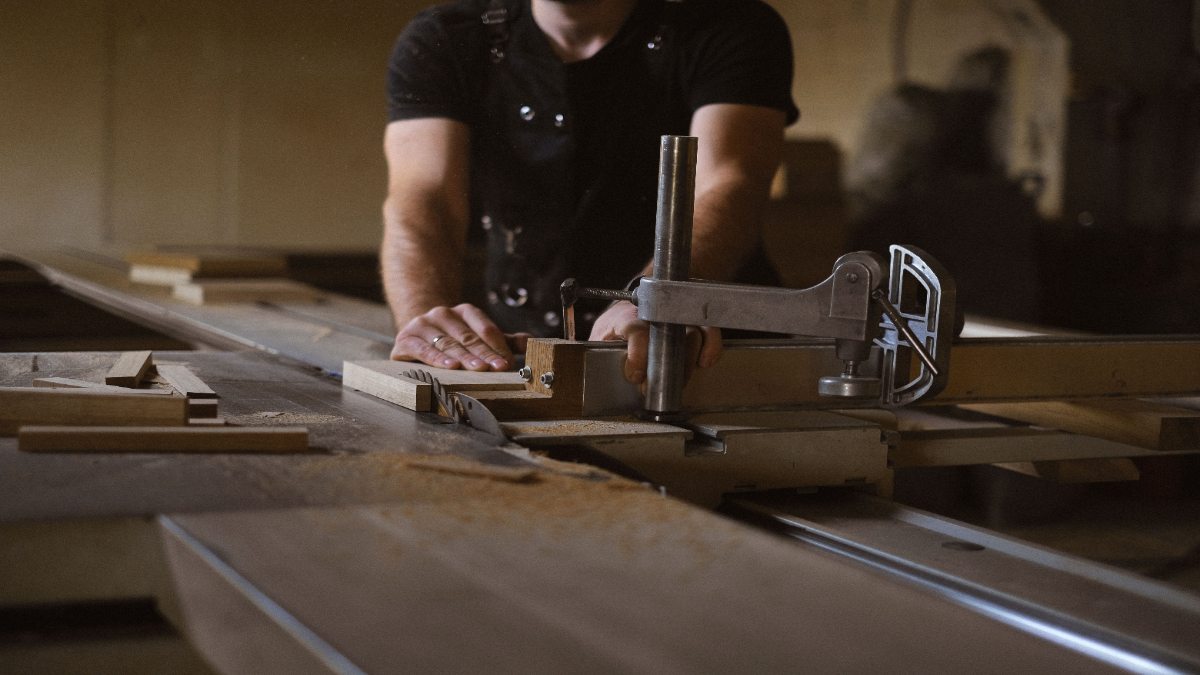 Elite Woodworking LLC enters bankruptcy